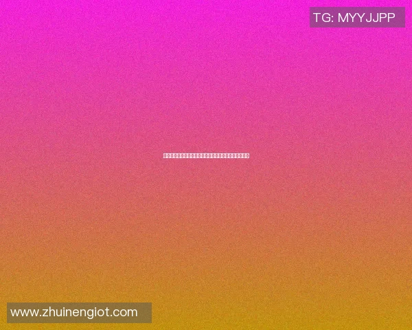 哑铃训练上胸肌的详细图解与技巧分享助你塑造完美胸型